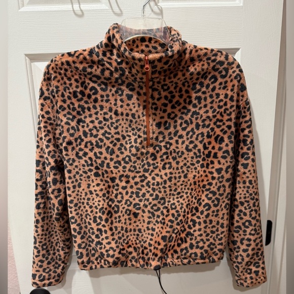 Cold Crush Faux Fur Animal Print half Zip top. - Picture 5 of 7